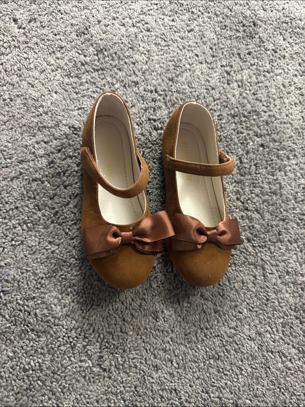 Girls Brown Mary Jane Dress Shoes with Satin Bow